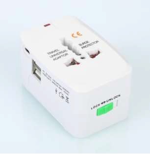 TRAVEL ADAPTOR UNIVERSAL ME USB & TYPE C LUCAS