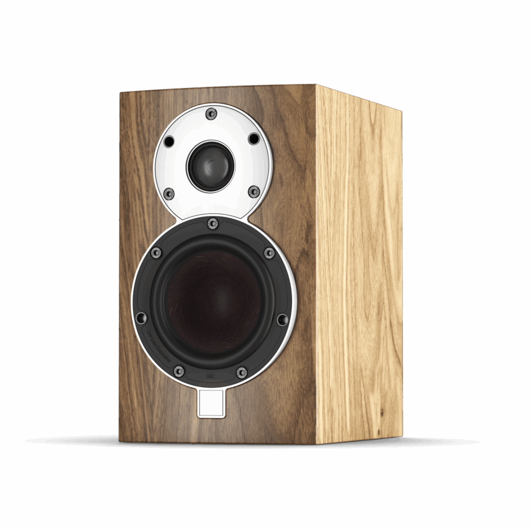 DALI-MENUET-SE-Natural-Walnut-u-grill-02-scaled